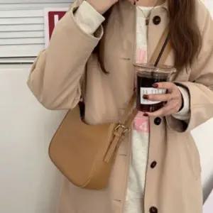 하프레더크로스백 브라운)가죽숄더백 가죽가방 가죽숄더백 가죽크로스백