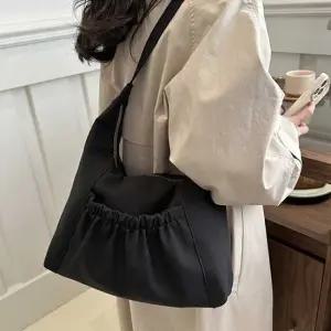 주름 포켓라인 데일리 숄더백 사선 절개 직장인가방