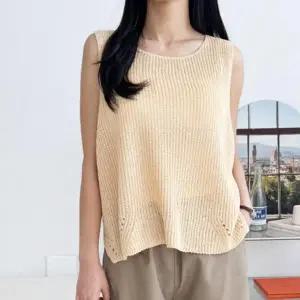 여성 여름 언발 민소매 나시 니트 티셔츠 박스핏