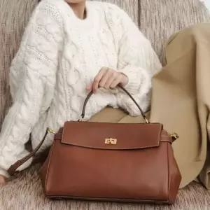 [NS홈쇼핑][헤지스ACC] HIBA6E168W2 에이치 락 브라운 레더 사첼백 L[35100420]