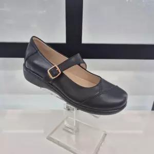 HC11 양가죽 여성화 초경량 세미케주얼 메리제인 펌프스  P1A2U5Z13
