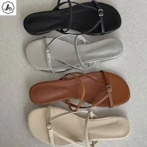 [애슬릿] 플랫 슬리퍼 스트랩 쿠션 발편한 데일리 캐주얼 여름