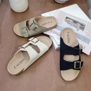 여자 여름 비건레더 플랫 투스트랩 샌들