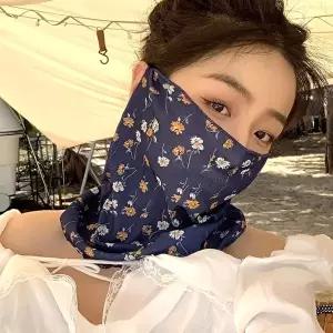 [모든GO]1+1 2p 여름 숨쉬기편한 플라워 마스크 냉감스카프 자외선차단 넥커버 골프 산책 운전용