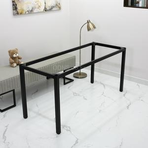 T15060b 높이700mm 블랙40각 철재다리 책상다리 1500 x 600