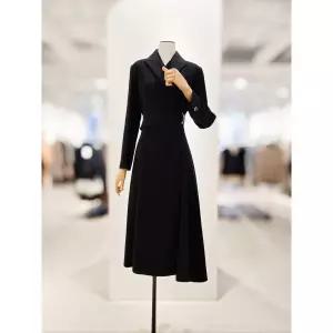 아이잗컬렉션 더 메탈 피크드 라펠 플레어 원피스 CR2A0OP761 461277