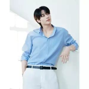 [갤러리아] [변우석] 여름 포폴린 긴팔 셔츠 (01046504)