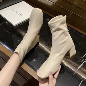 [옷자락]여자 스퀘어토 스타일 클래식 미들굽 앵클 부츠