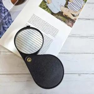 ( )휴대용돋보기 일본직수입 휴대용 접이식 돋보기 2.5배 확대율 확대경