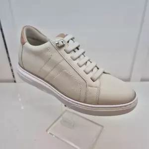 [엘칸토]엘칸토 HC11 소가죽 남성화 E5J3U6Y1339 (49301422)