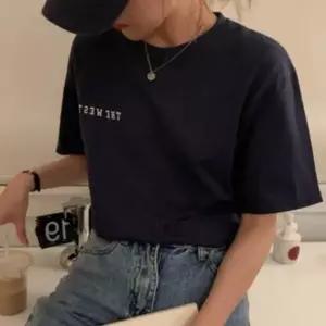 (색상 네이비)캐주얼 캘리포니아 심플 레터링 여름 반팔 티셔츠 영문 프린팅 면티