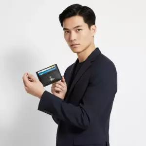 비비안웨스트우드 26SS 블랙 ORB 그레인 플랫 지갑 54030004W S000D N403