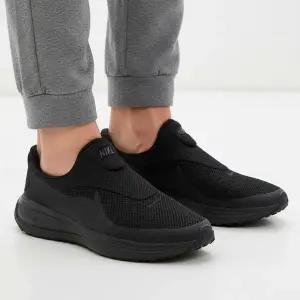 [나이키] 레볼루션8 이지온 슬립온 남성 러닝화 끈없는 운동화 블랙