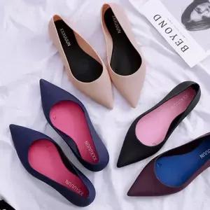 여자 여름 방수 장마대비 뾰족코 플랫슈즈 젤리슈즈