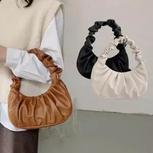 [다잇템]여자 데일리룩 트렌디 세련된 셔링 만두 호보 인조가죽 숄더백