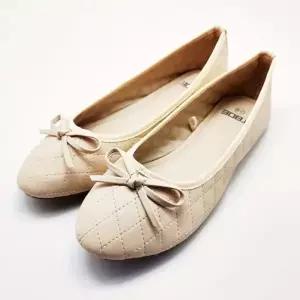 여자 봄 리본장식 2컬러 페미닌 패턴 무광 플랫슈즈