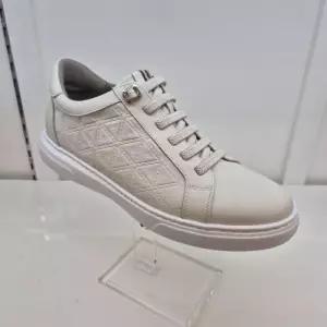 [엘칸토]엘칸토 HC11 소가죽 남성화 N5J1U6Y1339 (49301445)