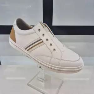 [엘칸토]엘칸토 HC11 소가죽 남성스니커즈 H6J0U5Y1339 (49303487)