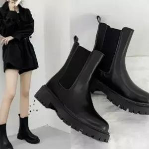 첼시 워커 앵클 통굽 데일리 여성 부츠 가죽