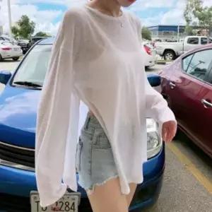 여성 옆트임 썸머 시스루 니트 긴팔티 화이트 1P 여름 바캉스 티셔츠 패션
