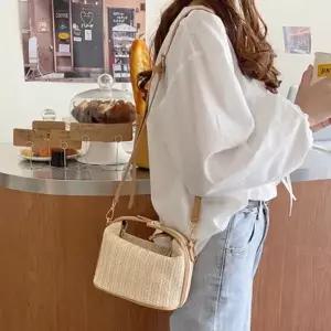 [다잇템]여자 바캉스 여름 라탄 미니 크로스 숄더백