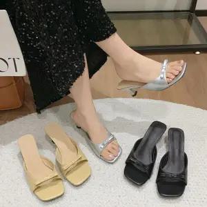 [하프클럽/] 데일리 리본 정장룩 미들힐 샌들 0241