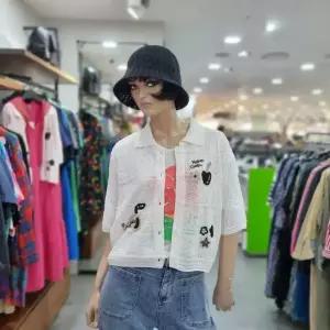 베네통/애플아울렛/스카시 자수 카라 니트 가디건/BAKCA8531