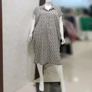 [벨라디터치] V3F2OP23 루즈핏 패턴 원피스