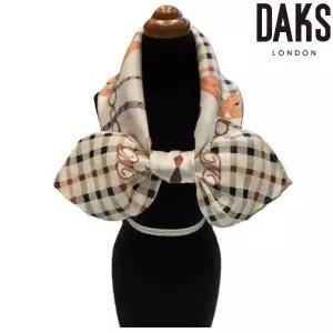 [롯데백화점]닥스 수술 체크 포인트 패턴 면실크 미니사각스카프DYI2501