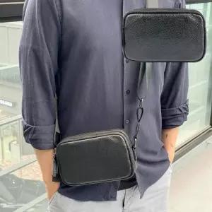 [옷자락]남자 소가죽 데일리 미니멀 스타일 가볍고 편한 크로스백