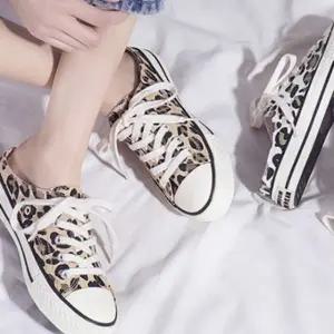 레오파드 호피 캔버스 단화 호피무늬 뮬 여성 스니커즈
