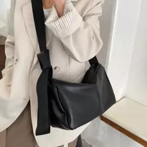 [다잇템]여자 심플 모던 레더 데일리 크로스 숄더백