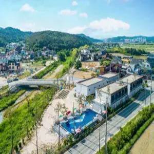 [경북/경주] 경주 700 수영장 펜션 (개별바베큐/가족/커플/MT/워크샵/바베큐장/공용수영장(실외)/주차장)