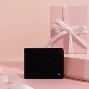 [NS홈쇼핑][헤지스ACC] HJWA6E832W3 다크브라운 로고패턴 소가죽 반지갑[35204851]