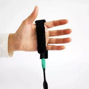 식사 보조 장비 스트랩 벨트 용품 노인 식사 보조 재활용품 숟가락 손재활 보조기 고정 수저 홀더 식기