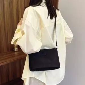 미니멀 슬림 데일리 캔버스 크로스백 가방