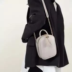 여성 미니 스퀘어 디자인 체인 스트랩 크로스백
