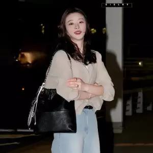 시슬리 [아울렛] 이주빈 착용 고트 체인 숄더백 SCBGA1611