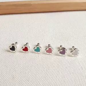 [신세계라이브쇼핑][옷자락] 여자 미니멀 데일리 하트 피어싱 귀걸이