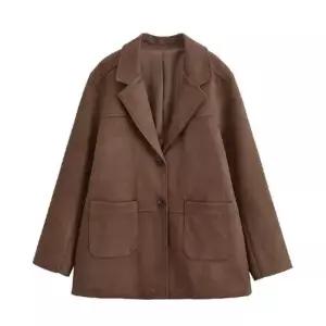 여친 가을 코트 세무 터틀넥 아이템 정장 정장자켓 긴팔 트렌디 HT3