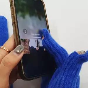 터치 스마트폰장갑 손가락 니트장갑 파랑 스마트폰