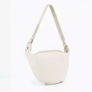 [하프클럽/]캔버스 빅 숄더 반달백 크로스 파우치 가방 아이보리