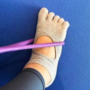 [콩심팥심]스포츠발가락양말 필라테스 운동 논슬립삭스 연그레이