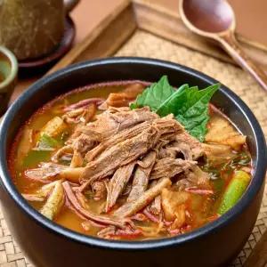 잡내없이 깔끔한 국물의 염소탕 720g x 4팩