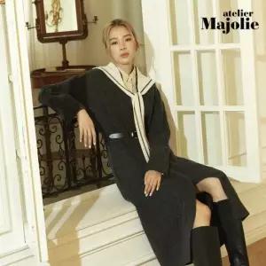 아뜰리에마졸리 수퍼 파인 에어울 니트코트 1종 [런칭 가격 199,900원]