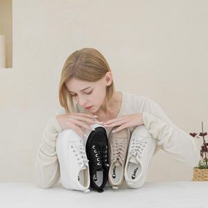 올리 제시 퀄팅 키높이 쿠션 스니커즈 6cm