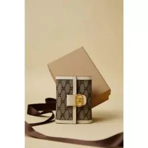 [NS홈쇼핑][헤지스ACC]HIWA5F878IV [헤리아토]아이보리 시그니처 패턴 가죽 3단 반지갑..