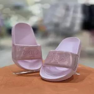 [휠라키즈][휠라키즈] 키즈 슬리퍼 드리프터 KD 3SM01944F 650 (P003688401)