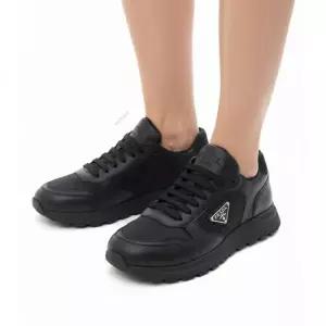 프라다 26SS 프랙스 2.0 리나일론 및 가죽 스니커즈 (2EE444 3LNW F0002)