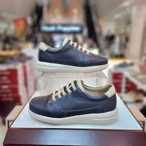 여성 발 편한 경량 밴드끈 컴포트 캐주얼 스니커즈 3F26462-6CA 689536